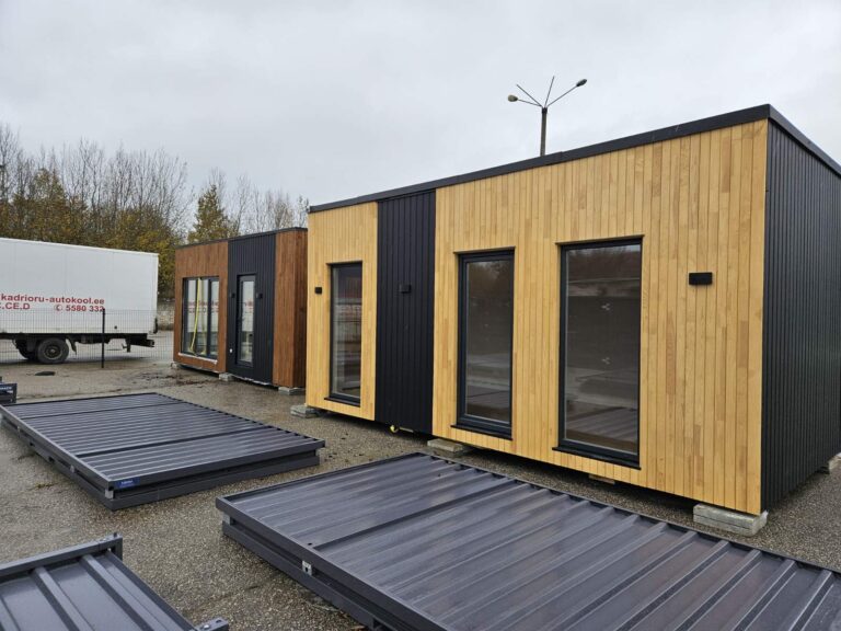 Small modular houses